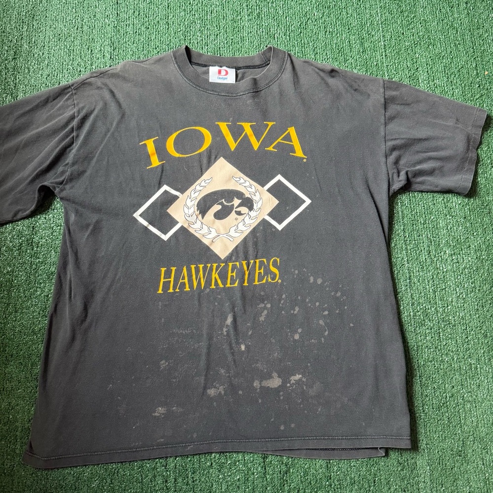 Vintage 90s Single Stitch Iowa Hawkeyes Tee Shirt - XL